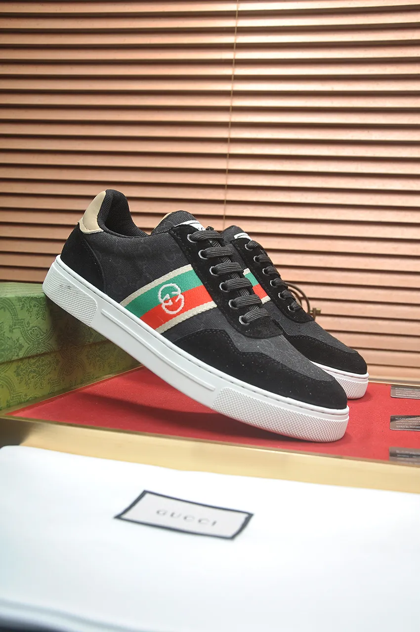 Men's men's shoes💰440💶[GUCCI] official website 1:1 men's sports shoes are now on the market. They are made of original fabric + water-dyed sheepskin lining, plus the official website original 1:1 comfortable outsole. Fashionable and versatile, super comfortable and breathable. Standard shoe size 38/45 (custom-made size 45 is non-refundable)